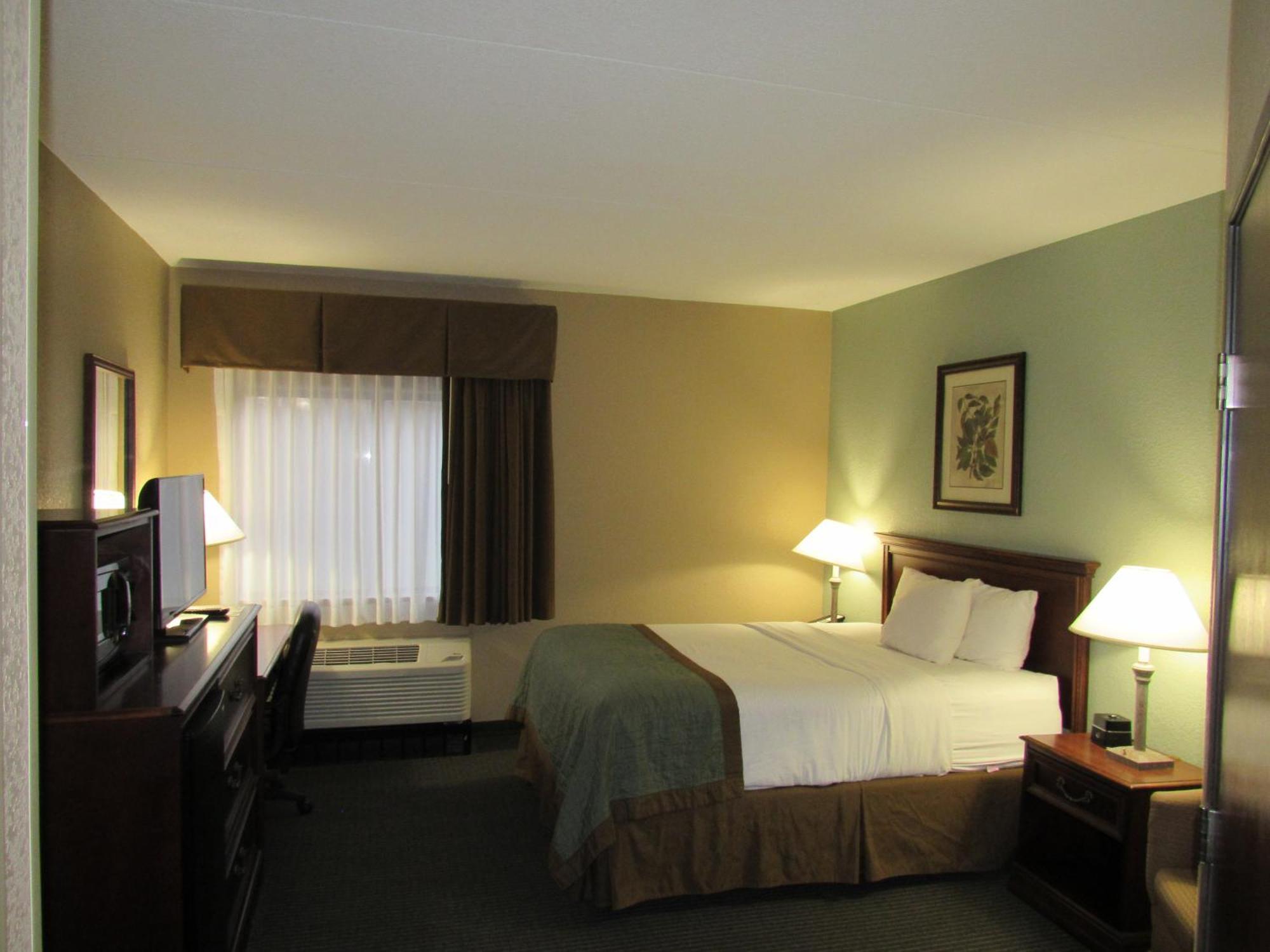 Bay Mountain Smoky Mountains Hotel Cherokee